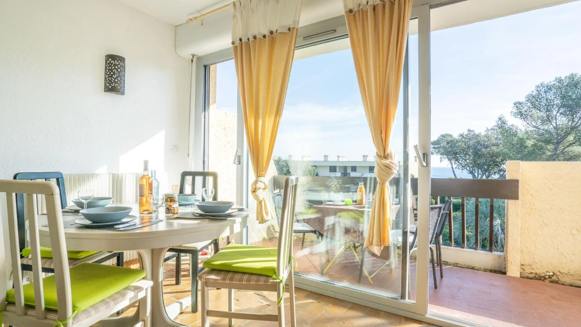 Apartment Les Louvans-4 By Interhome Saint Aygulf
